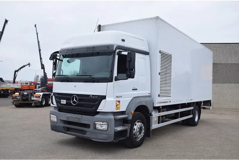 Mercedes-Benz Axor 1824 - Box truck: picture 2 Mercedes-Benz Axor 1824 - Box truck: picture 2