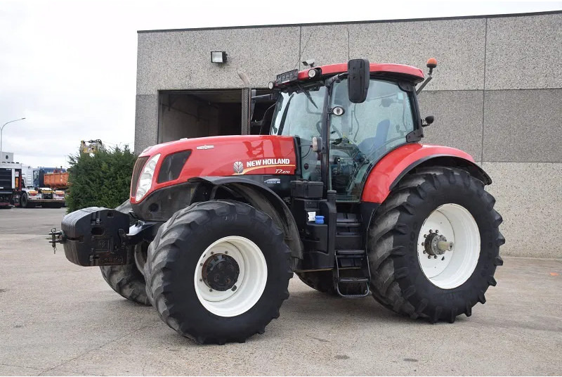 New Holland T7.270 4WD SA T7.270 4WD SA - Farm tractor: picture 2 New Holland T7.270 4WD SA T7.270 4WD SA - Farm tractor: picture 2