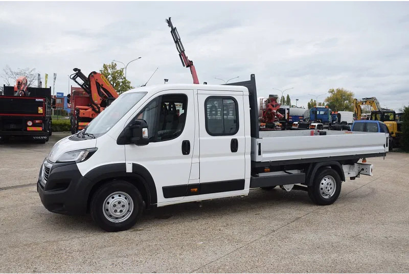 Peugeot Boxer - Flatbed van, Combi van: picture 3 Peugeot Boxer - Flatbed van, Combi van: picture 3