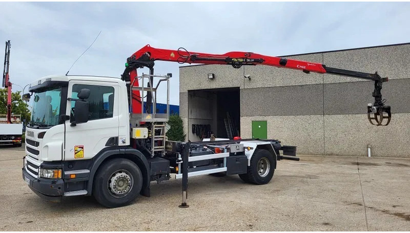 Scania P280 - Crane truck: picture 4 Scania P280 - Crane truck: picture 4