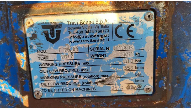 Trevibenne F25 RD DEMOLITION - Demolition shears for Construction machinery: picture 4 Trevibenne F25 RD DEMOLITION - Demolition shears for Construction machinery: picture 4