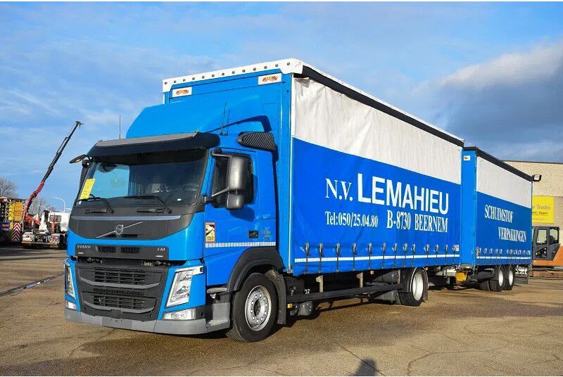 Volvo FM 330 - Box truck: picture 2 Volvo FM 330 - Box truck: picture 2