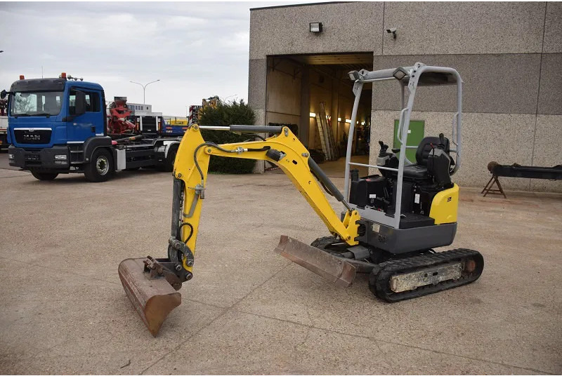 WACKER NEUSON Neuson Wacker EZ17 - stock id155 - Mini excavator: picture 1 WACKER NEUSON Neuson Wacker EZ17 - stock id155 - Mini excavator: picture 1