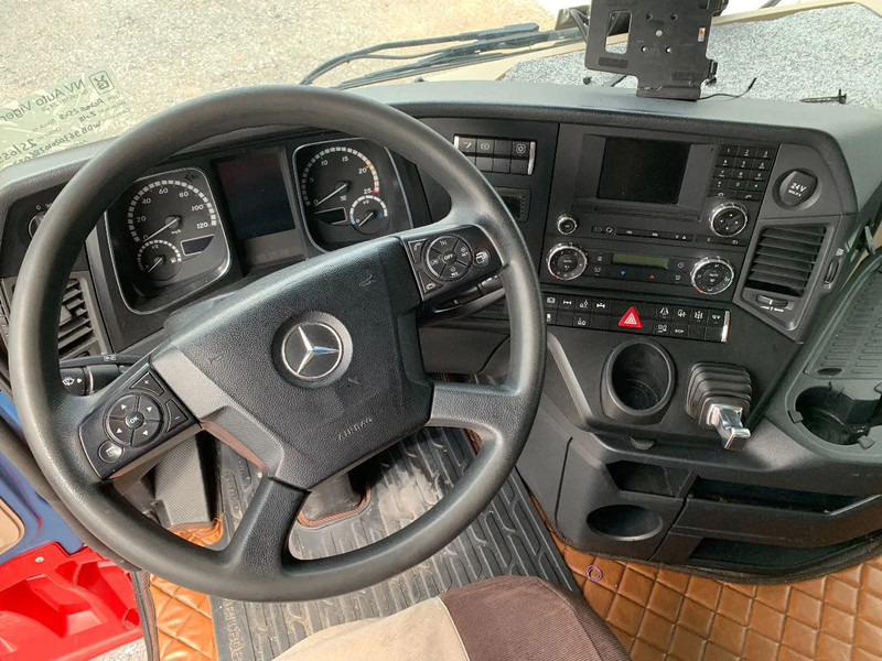 Mercedes-Benz Actros 2548 6X2 + Aanhanger*Palfinger crane*Cruise control*Airco* - Curtainsider truck, Crane truck: picture 4 Mercedes-Benz Actros 2548 6X2 + Aanhanger*Palfinger crane*Cruise control*Airco* - Curtainsider truck, Crane truck: picture 4