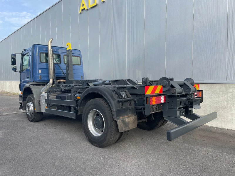 Mercedes-Benz Axor 1833 *cruise control*bluetooth*airconditioning*differentieelslot - Hook lift truck: picture 3 Mercedes-Benz Axor 1833 *cruise control*bluetooth*airconditioning*differentieelslot - Hook lift truck: picture 3