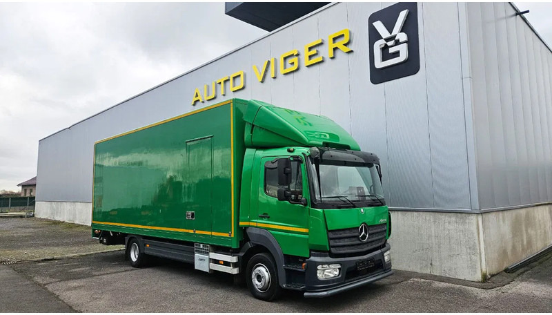 Mercedes-Benz Atego 1018 *L*Achteruitrijcamera*Automaat*Airco*Dhollandia Laadbrug*7149cm - Truck: picture 1 Mercedes-Benz Atego 1018 *L*Achteruitrijcamera*Automaat*Airco*Dhollandia Laadbrug*7149cm - Truck: picture 1
