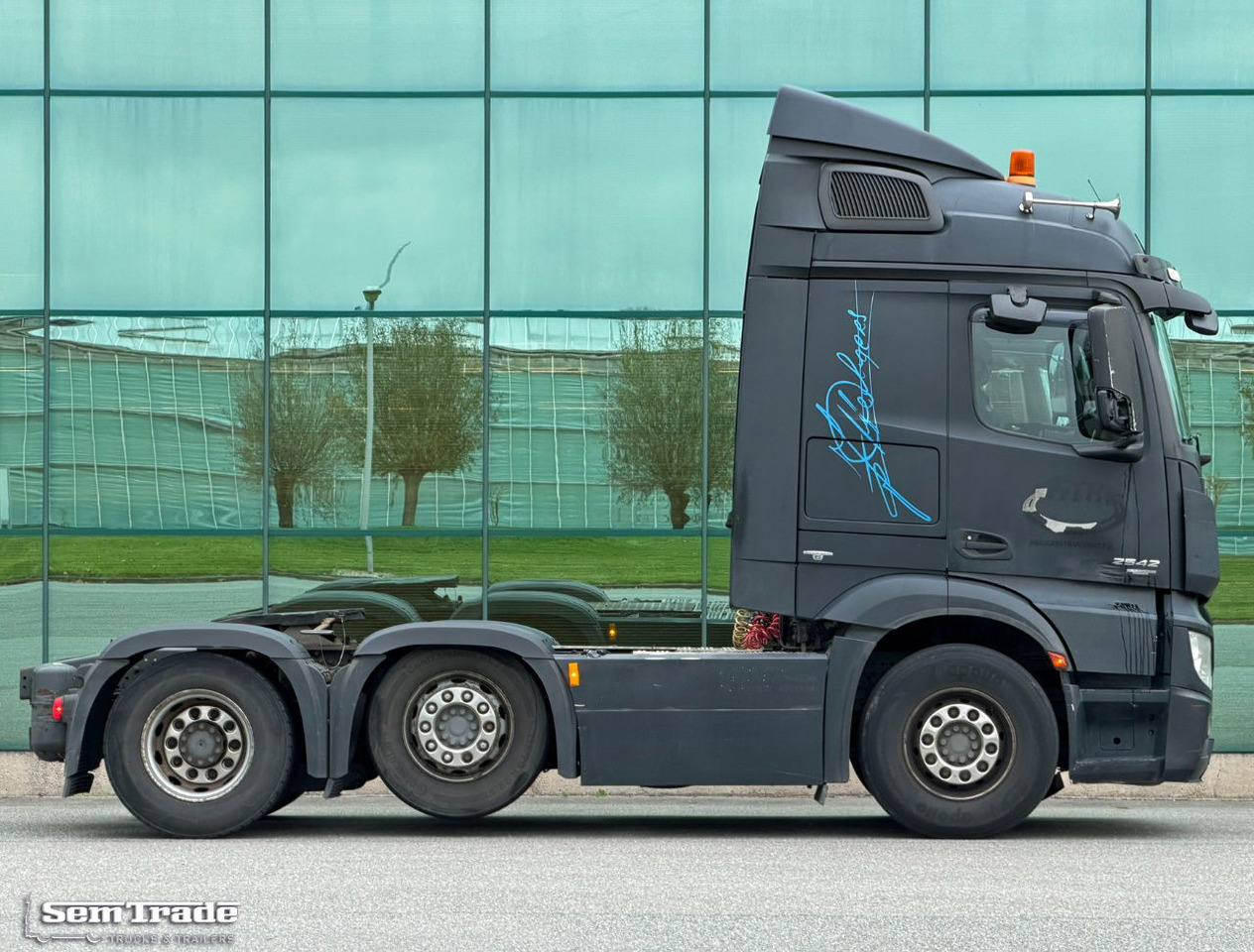 Mercedes-Benz Actros 2542 Euro 6 Full Spoiler 886.000 KM Holland-Truck - Tractor unit: picture 5 Mercedes-Benz Actros 2542 Euro 6 Full Spoiler 886.000 KM Holland-Truck - Tractor unit: picture 5