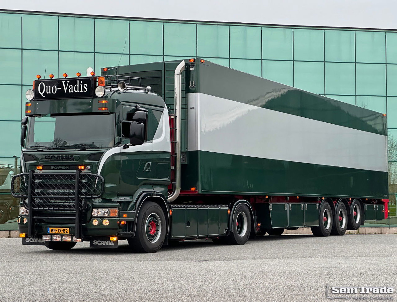 Scania R500 V8 Analogue Tacho 779.000 KM Show Truck Special Interior + Special VAN Beurden Frigo Trailer - Tractor unit: picture 1 Scania R500 V8 Analogue Tacho 779.000 KM Show Truck Special Interior + Special VAN Beurden Frigo Trailer - Tractor unit: picture 1