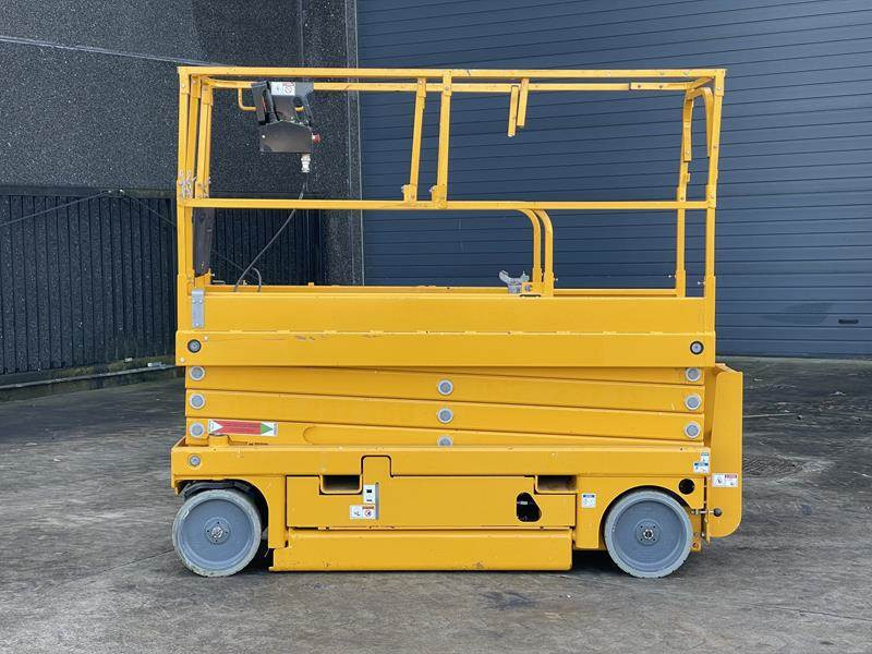 Haulotte COMPACT 10 N - Telescopic boom: picture 2 Haulotte COMPACT 10 N - Telescopic boom: picture 2
