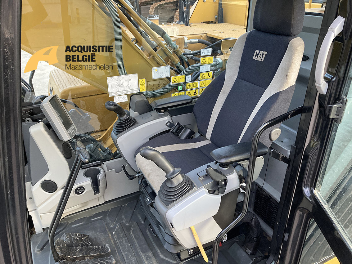Crawler excavator CATERPILLAR 326FL: picture 14
