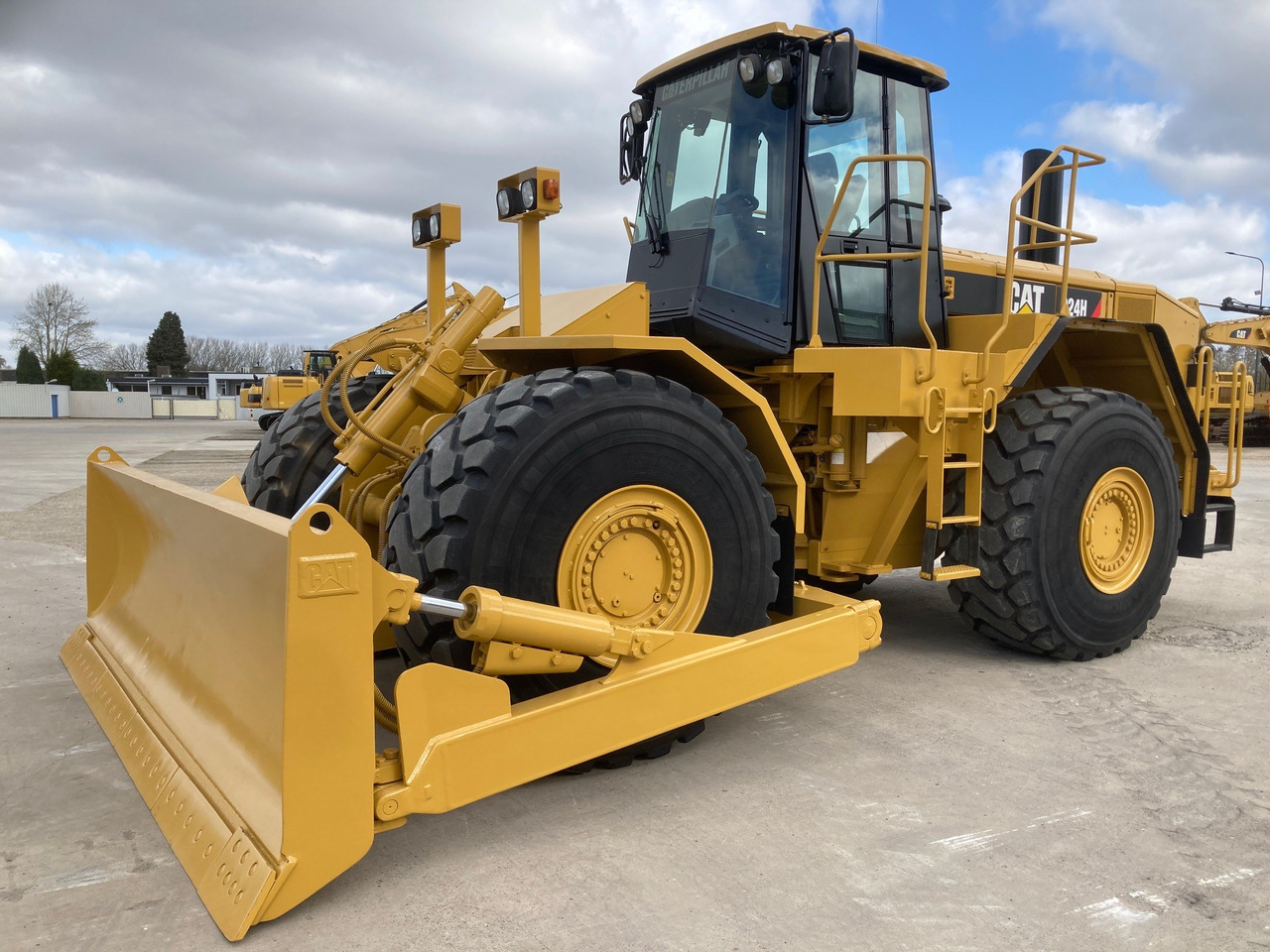 CATERPILLAR 824H - Bulldozer: picture 3 CATERPILLAR 824H - Bulldozer: picture 3