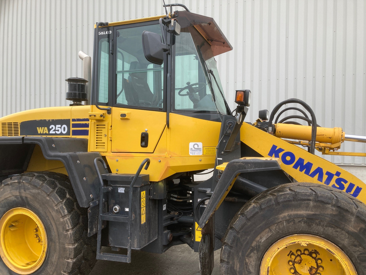 KOMATSU WA250 - Wheel loader: picture 5 KOMATSU WA250 - Wheel loader: picture 5