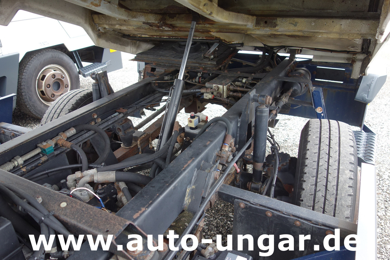 Pushback tractor Multicar M26 Champion Flugzeugschlepper Doka GSE Airport Push Back Industrieschlepper: picture 31 Pushback tractor Multicar M26 Champion Flugzeugschlepper Doka GSE Airport Push Back Industrieschlepper: picture 31