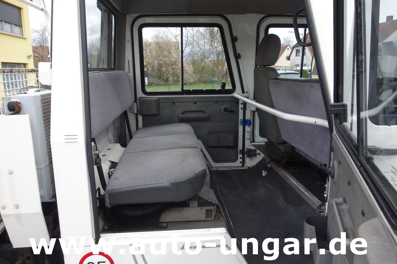 Pushback tractor Multicar M26 Champion Flugzeugschlepper Doka GSE Airport Push Back Industrieschlepper: picture 20 Pushback tractor Multicar M26 Champion Flugzeugschlepper Doka GSE Airport Push Back Industrieschlepper: picture 20