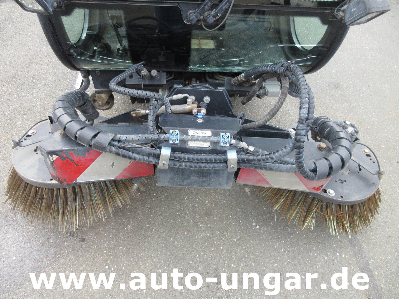 Nilfisk CR3500 CityRanger Schmidt Flexigo Multigo 4x4 Kehrmaschine Geräteträger - Road sweeper: picture 3 Nilfisk CR3500 CityRanger Schmidt Flexigo Multigo 4x4 Kehrmaschine Geräteträger - Road sweeper: picture 3