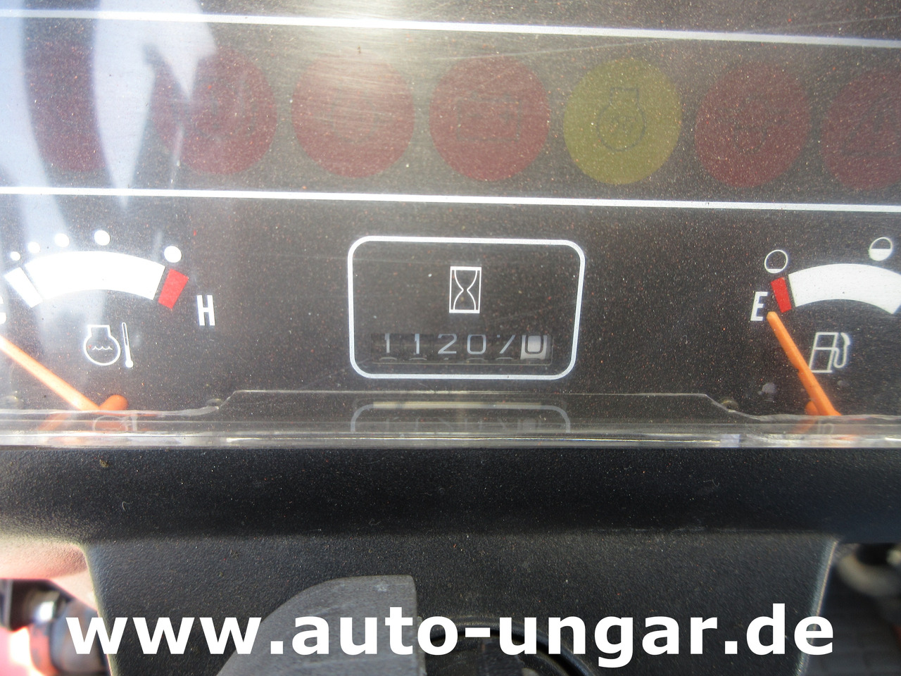 Diesel forklift Nissan F04D 400 Diesel Gabelstapler 4.000kg Motorschaden Bj. 2002: picture 12