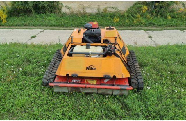 KommTek/NIKO - RoboFlail ONE (700kg/122cm profi) - Garden mower: picture 3 KommTek/NIKO - RoboFlail ONE (700kg/122cm profi) - Garden mower: picture 3