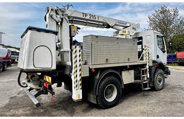 Renault 4x4 Midlum 220 +16m - Truck mounted aerial platform: picture 3 Renault 4x4 Midlum 220 +16m - Truck mounted aerial platform: picture 3
