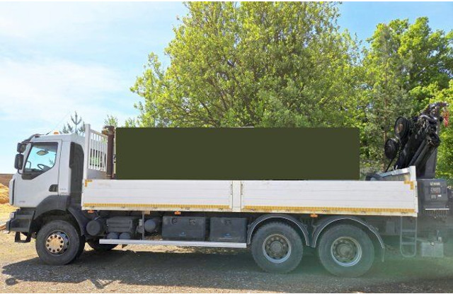 Renault Kerax 370 dxi - Dropside/ Flatbed truck, Crane truck: picture 3 Renault Kerax 370 dxi - Dropside/ Flatbed truck, Crane truck: picture 3