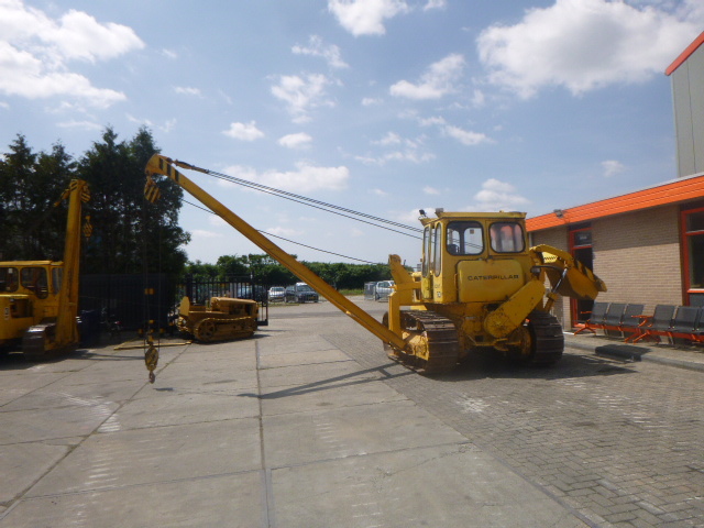 Pipe layer CATERPILLAR 561C: picture 13