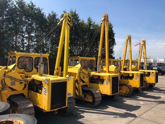 CATERPILLAR 561C - Pipe layer: picture 3 CATERPILLAR 561C - Pipe layer: picture 3