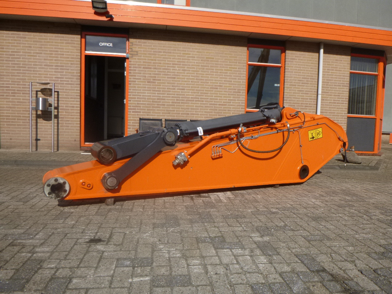 DOOSAN DX380LC - Boom for Excavator: picture 1 DOOSAN DX380LC - Boom for Excavator: picture 1