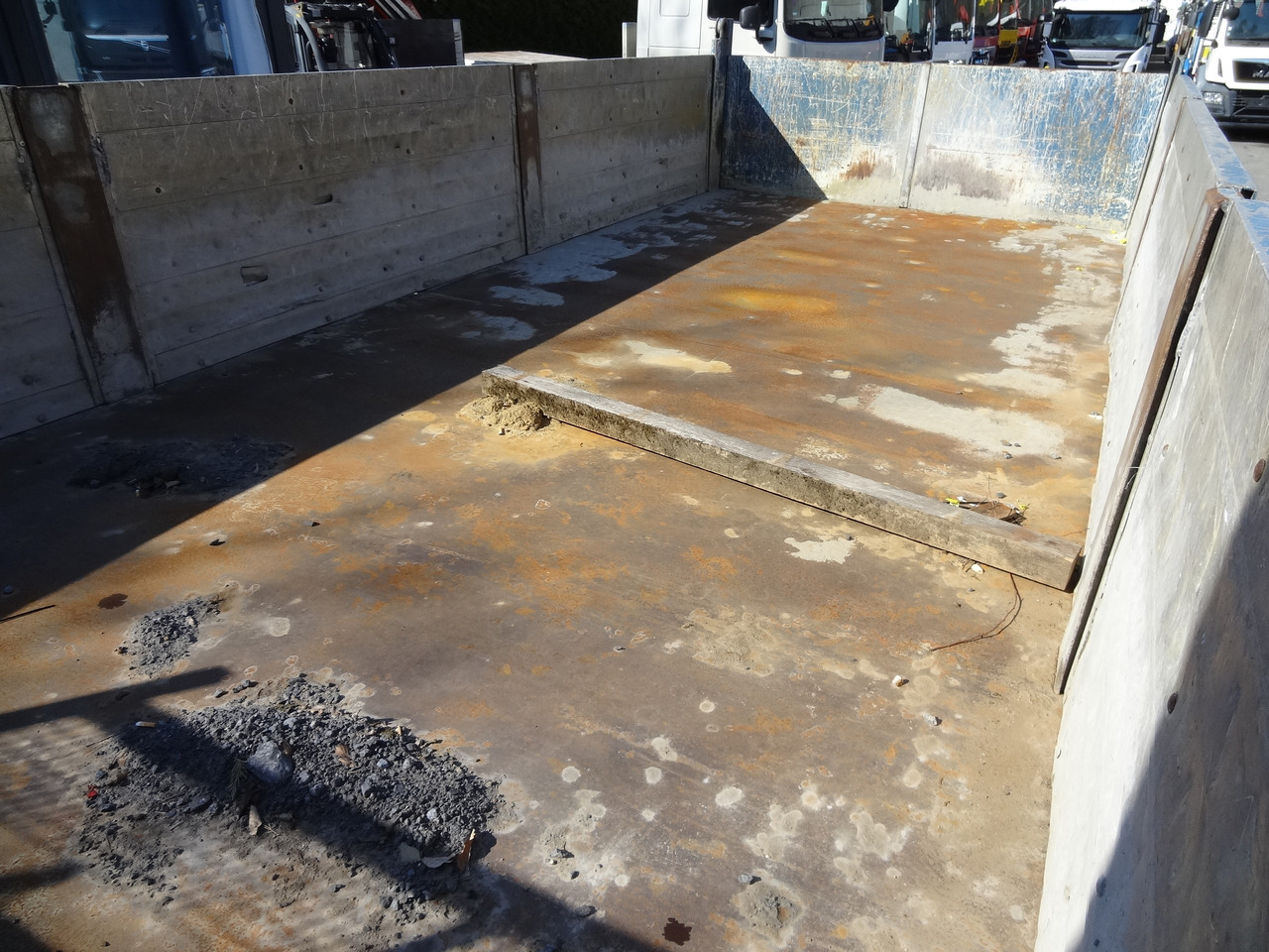 Tipper, Crane truck Iveco Trakker AD340T41 8X4 Kipper Kran Palfinger 23002: picture 13 Tipper, Crane truck Iveco Trakker AD340T41 8X4 Kipper Kran Palfinger 23002: picture 13