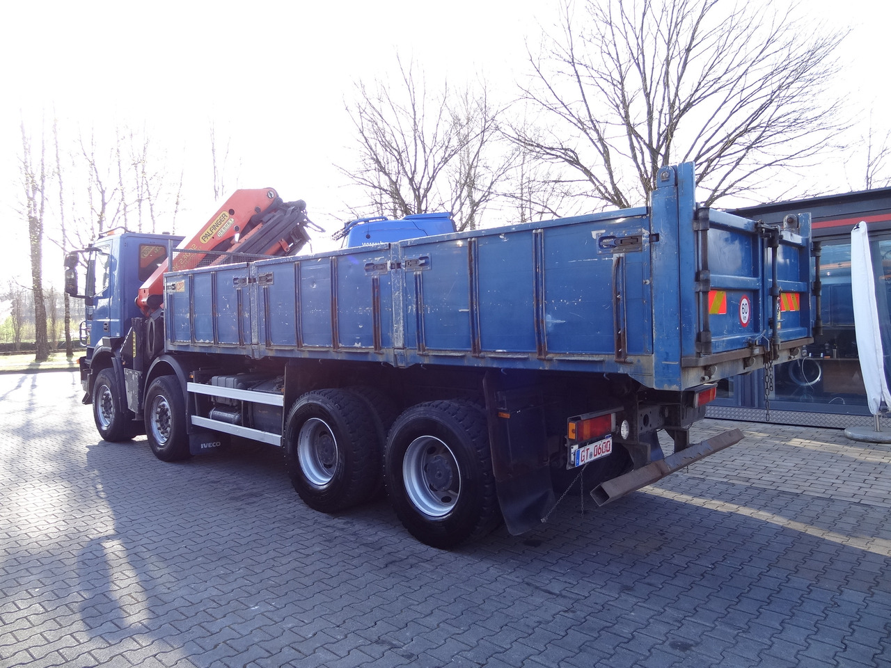 Tipper, Crane truck Iveco Trakker AD340T41 8X4 Kipper Kran Palfinger 23002: picture 12 Tipper, Crane truck Iveco Trakker AD340T41 8X4 Kipper Kran Palfinger 23002: picture 12