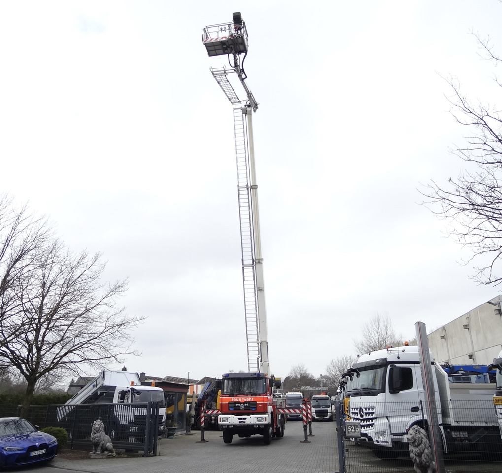 Truck mounted aerial platform MAN FE 410 6X6 Feuerwehr Vema Lift 32 Meter: picture 14 Truck mounted aerial platform MAN FE 410 6X6 Feuerwehr Vema Lift 32 Meter: picture 14