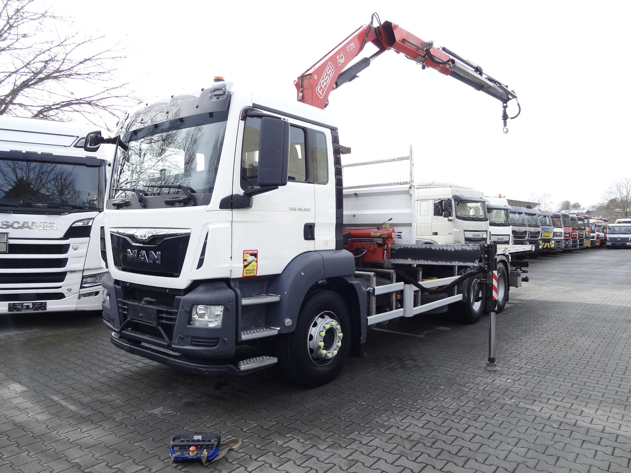Crane truck, Dropside/ Flatbed truck MAN TGS 26.320 6X4 BB mit Kran Fassi F175: picture 13 Crane truck, Dropside/ Flatbed truck MAN TGS 26.320 6X4 BB mit Kran Fassi F175: picture 13