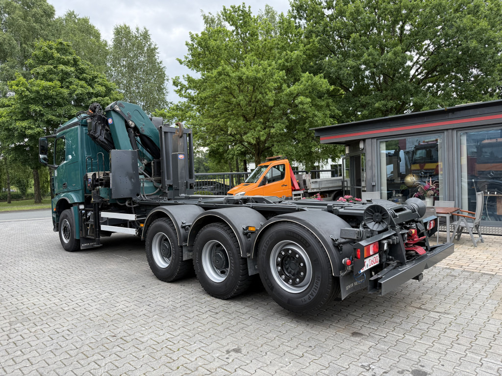 Leasing of Mercedes-Benz Arocs 3251 8X4 Haken mit Kran HMF 2620 K5 Mercedes-Benz Arocs 3251 8X4 Haken mit Kran HMF 2620 K5: picture 11 Leasing of Mercedes-Benz Arocs 3251 8X4 Haken mit Kran HMF 2620 K5 Mercedes-Benz Arocs 3251 8X4 Haken mit Kran HMF 2620 K5: picture 11