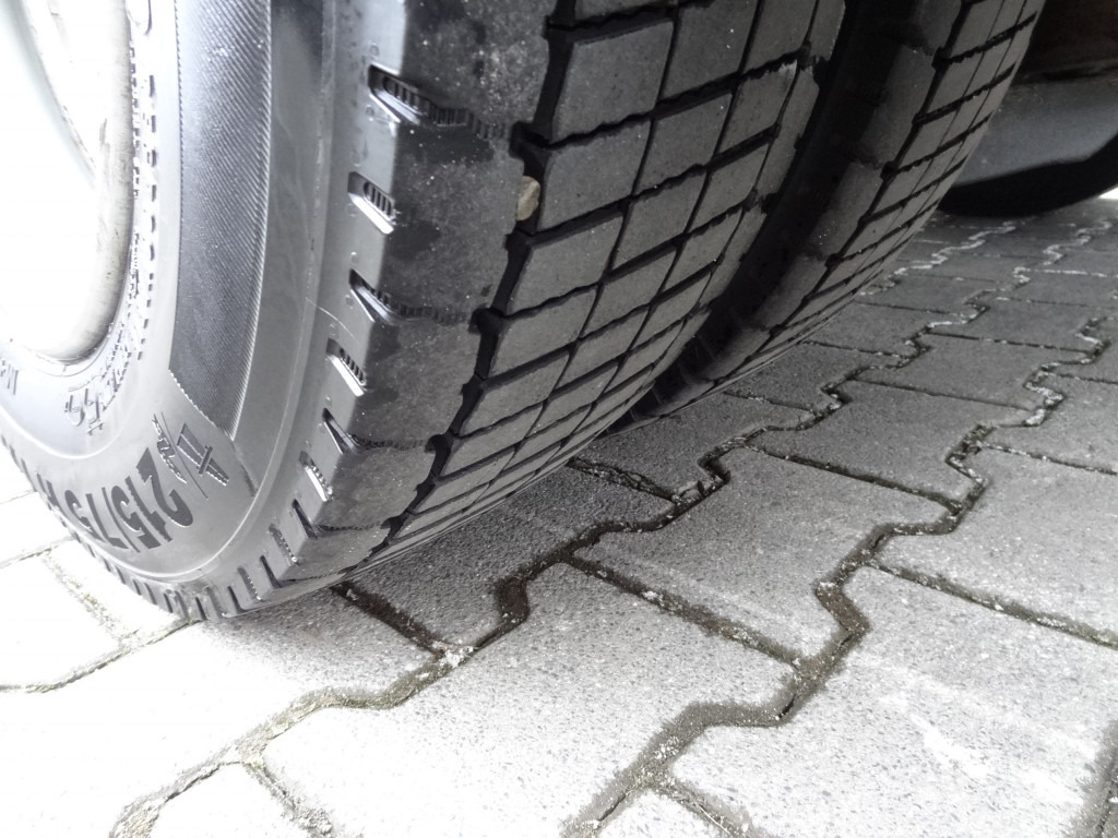 Box truck Mercedes-Benz Atego 822: picture 8