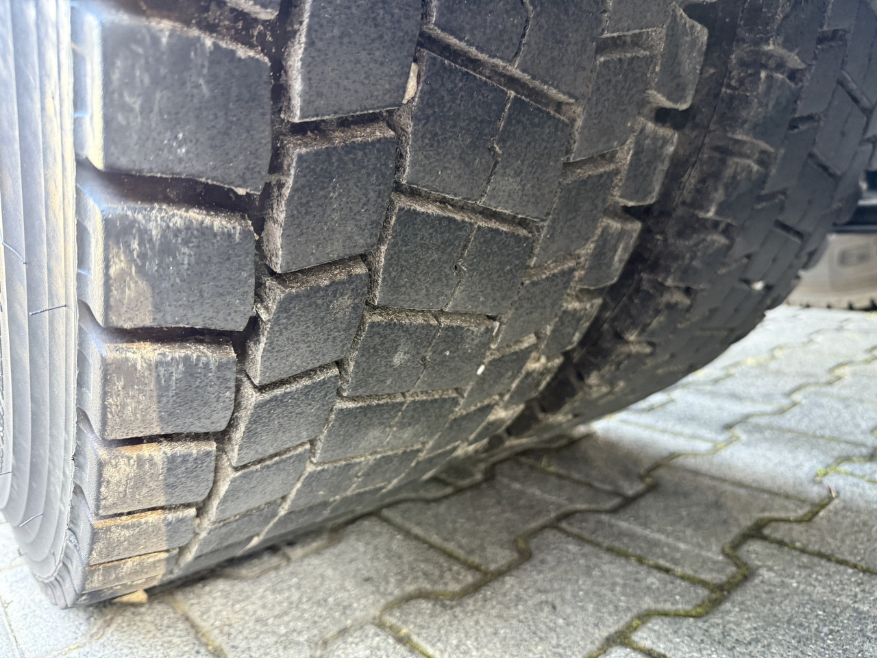 MAN TGX 18.680 4X2 BLS V8 - Tractor unit: picture 3 MAN TGX 18.680 4X2 BLS V8 - Tractor unit: picture 3