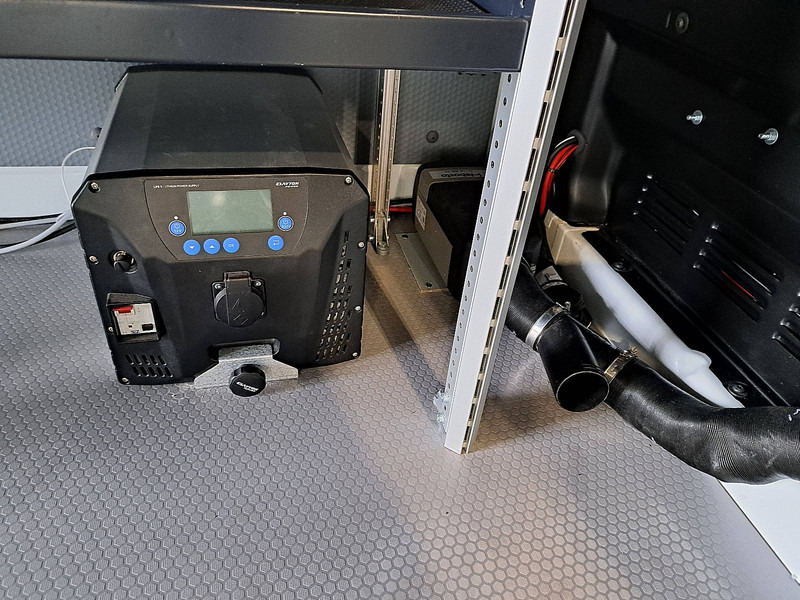Leasing of Ford Transit Custom 2.0 L2H1 WP-Inrichting ! Ford Transit Custom 2.0 L2H1 WP-Inrichting !: picture 14