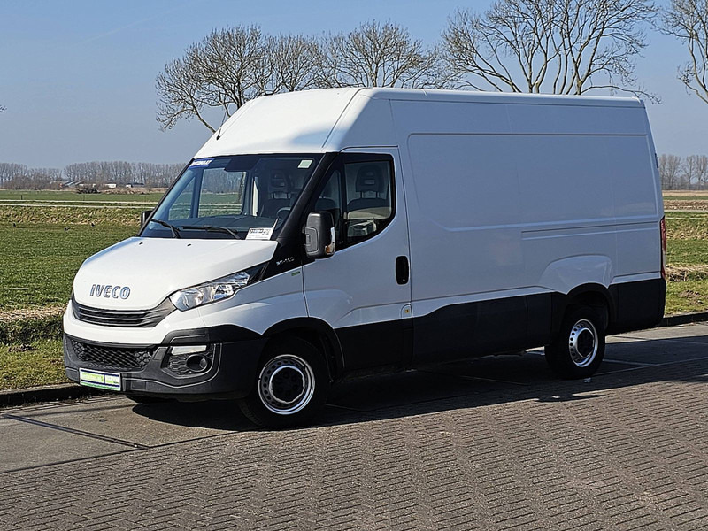Iveco Daily 35 S 14 140 AUTOM. L2H2 - Panel van: picture 2 Iveco Daily 35 S 14 140 AUTOM. L2H2 - Panel van: picture 2