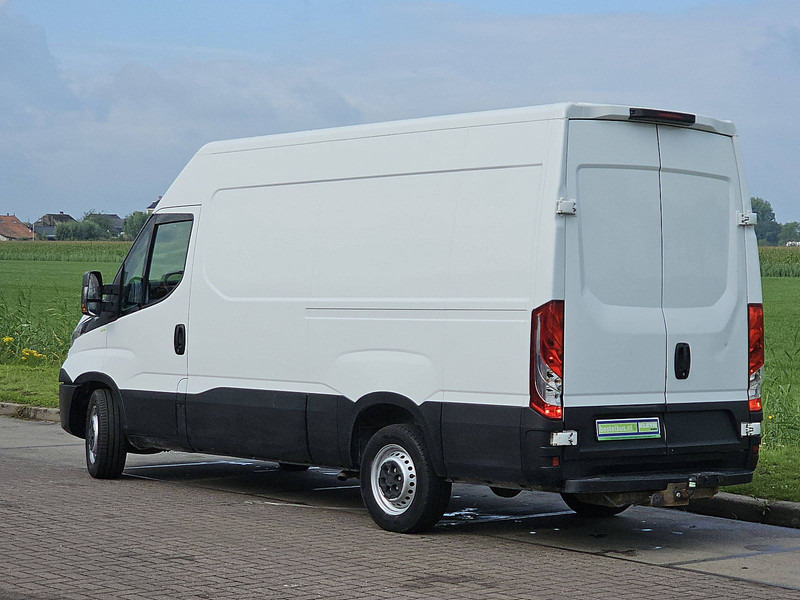 Leasing of Iveco Daily 35S14       L2H2 Airco Automaat! Iveco Daily 35S14       L2H2 Airco Automaat!: picture 6