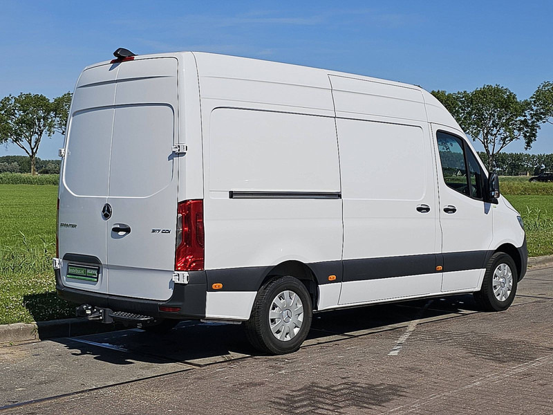 Mercedes-Benz Sprinter 317 L2H2 3.5t-Trekhaak - Panel van: picture 3 Mercedes-Benz Sprinter 317 L2H2 3.5t-Trekhaak - Panel van: picture 3