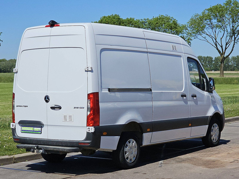 Mercedes-Benz Sprinter 319 CDI AUT.3.0 V6 L2H2 - Panel van: picture 3 Mercedes-Benz Sprinter 319 CDI AUT.3.0 V6 L2H2 - Panel van: picture 3