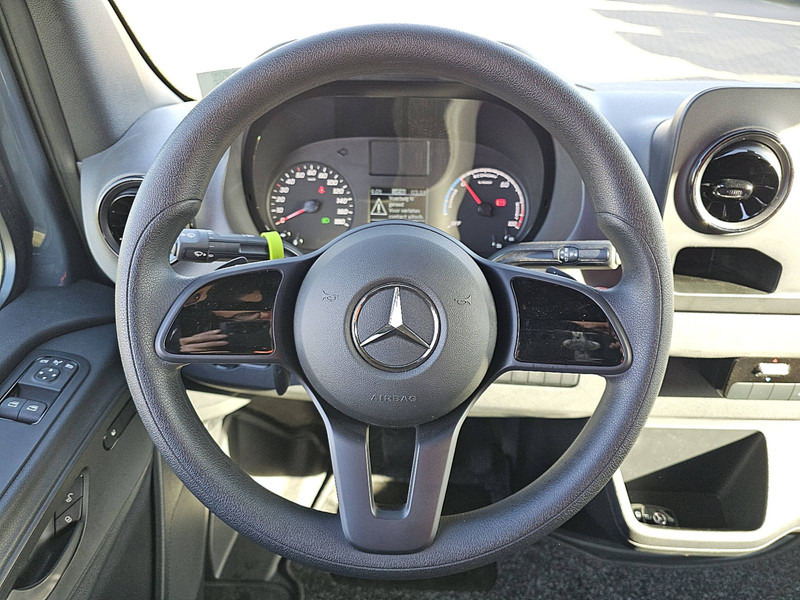 Panel van, Electric van Mercedes-Benz eSprinter  L2H2 41kWh Demo!: picture 10