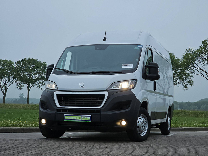 Peugeot Boxer 2.2 L2H2 Navi Euro6 AC! - Small van: picture 1 Peugeot Boxer 2.2 L2H2 Navi Euro6 AC! - Small van: picture 1