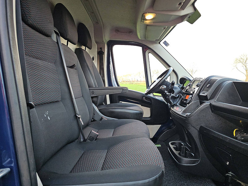 Panel van Peugeot Boxer 335 clima EURO6: picture 7
