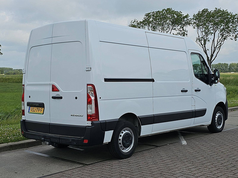 Renault Master 2.3 DCI 135 L2H2 COMFORT - Panel van: picture 3 Renault Master 2.3 DCI 135 L2H2 COMFORT - Panel van: picture 3