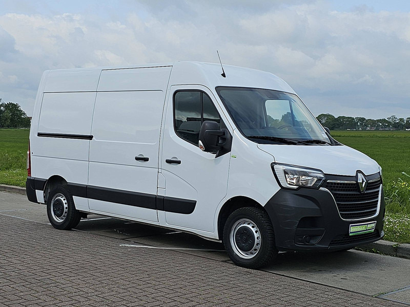 Renault Master 2.3 DCI 135 L2H2 COMFORT - Panel van: picture 5 Renault Master 2.3 DCI 135 L2H2 COMFORT - Panel van: picture 5