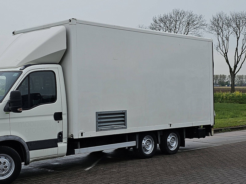 VELDHUIZEN P27 Laadklep BE-COMBI! - Closed box trailer: picture 3 VELDHUIZEN P27 Laadklep BE-COMBI! - Closed box trailer: picture 3
