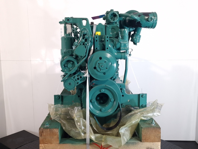Volvo EC210B Excavator D6D EGE2 New Engine (Plant) - Engine for Construction machinery: picture 5 Volvo EC210B Excavator D6D EGE2 New Engine (Plant) - Engine for Construction machinery: picture 5