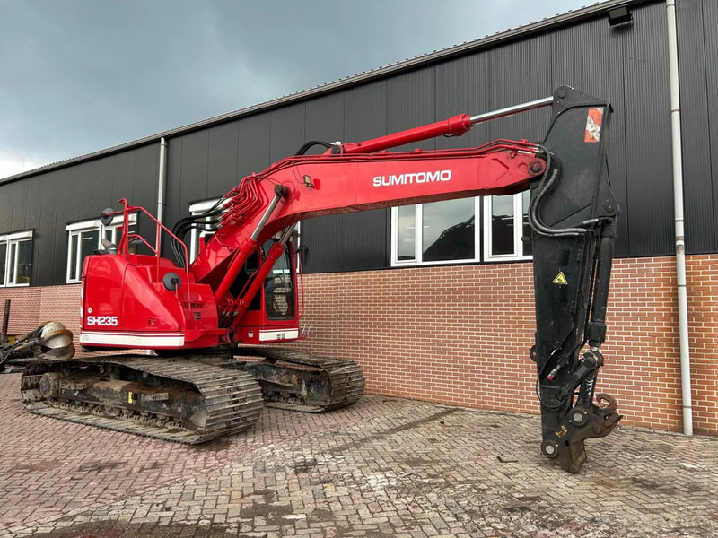 Case CX235C SR - Crawler excavator: picture 2 Case CX235C SR - Crawler excavator: picture 2