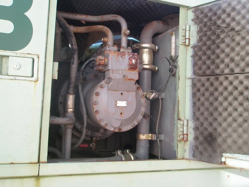 Hitachi KH125-3 - Crawler crane: picture 5 Hitachi KH125-3 - Crawler crane: picture 5