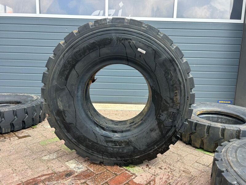 Jingang 12.00R20 - Tire for Truck: picture 4 Jingang 12.00R20 - Tire for Truck: picture 4