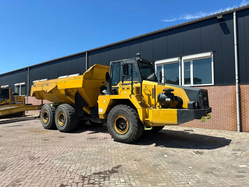 Komatsu HM300-2 - Articulated dumper: picture 2 Komatsu HM300-2 - Articulated dumper: picture 2