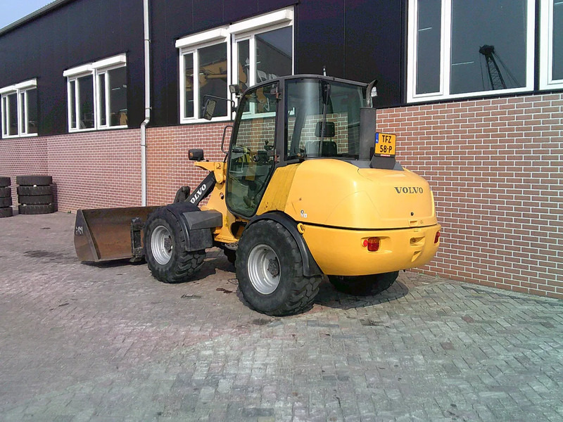 Volvo L25B - Wheel loader: picture 2 Volvo L25B - Wheel loader: picture 2